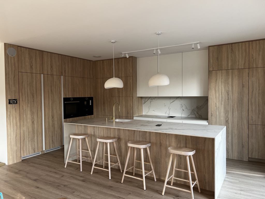 Dekton Aura
